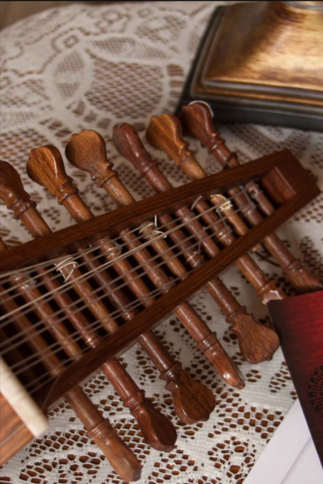 Roosebeck 8-Course Travel Lute