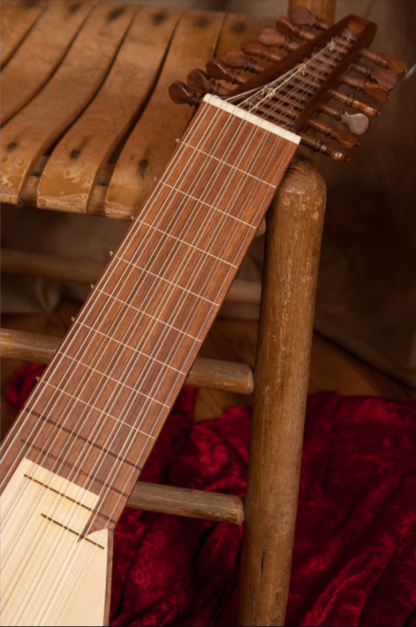 Roosebeck 8-Course Travel Lute